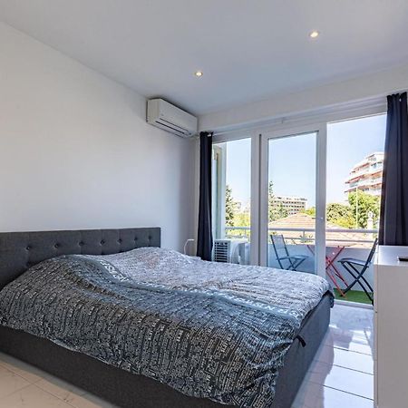 Le Cirodde One Bedroom Apt Completely Renovated Behind The Martinez Hotel คานส์ ภายนอก รูปภาพ